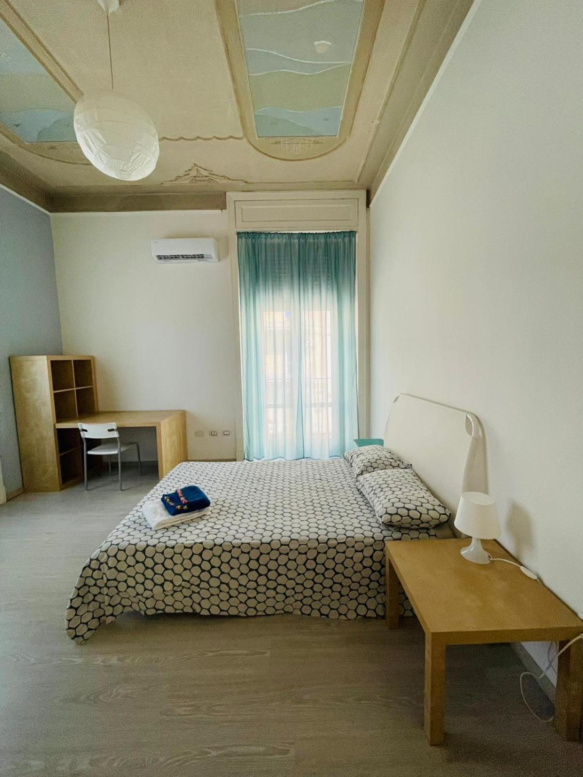 Deodato Guest House カターニア エクステリア 写真